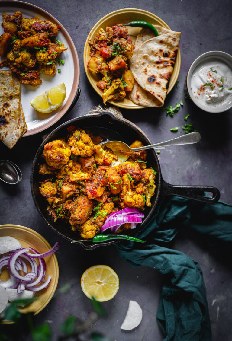 Dhaba Style Aloo Gobi (+Video) - Cooking With Sapana