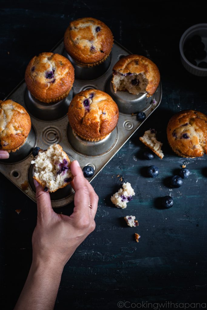 breakfasat blueberry muffins