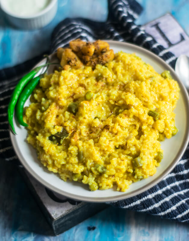 Marathi Masala Khichdi - Cooking With Sapana